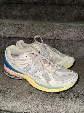 New Balance 1906U